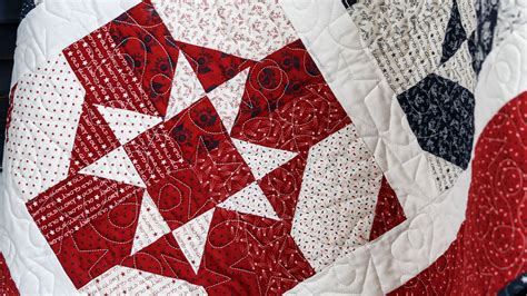 I want to go BIG You may know Ive been on a super-size-it kick with Giant Flying Geese and HUGE 9-Patch quilts. . Missouri star quilt company tutorials